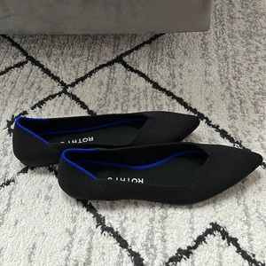Rothy’s like new “the point” flats 7.5